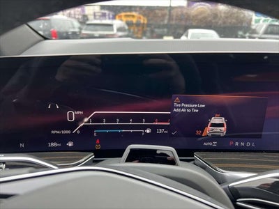 2025 Cadillac Escalade ESV 4WD Premium Luxury