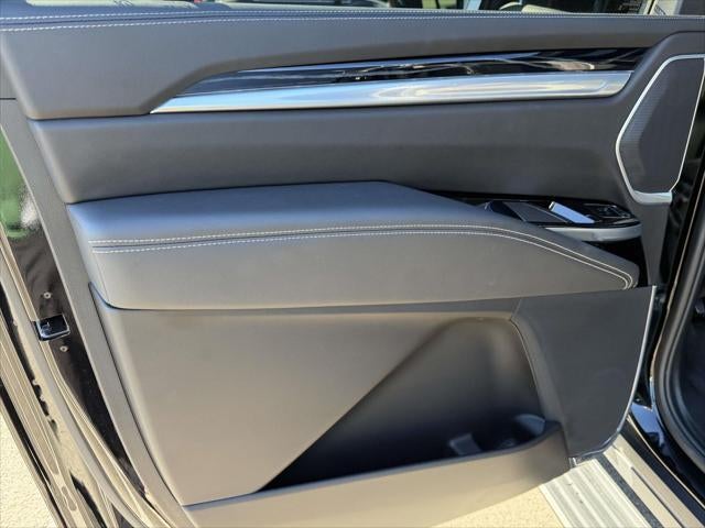 2025 Cadillac Escalade ESV 4WD Sport