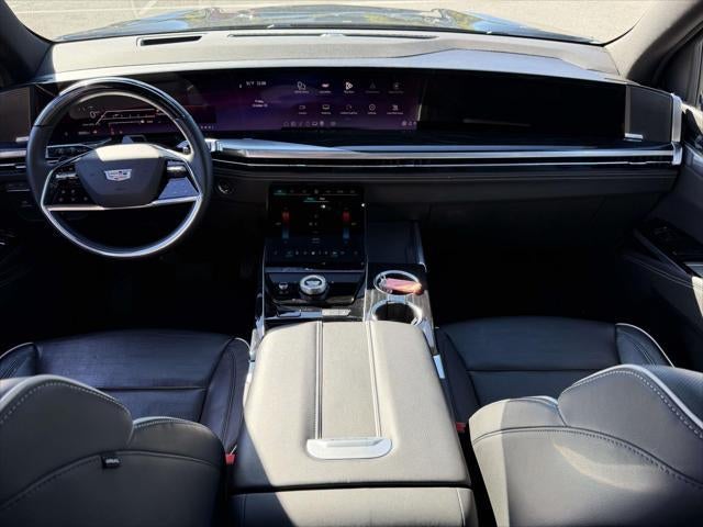 2025 Cadillac Escalade ESV 4WD Sport