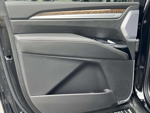 2026 Cadillac Escalade ESV 4WD Platinum Sport