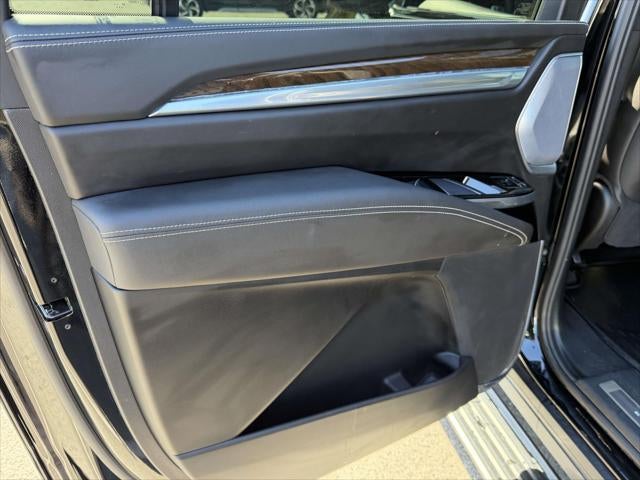 2025 Cadillac Escalade ESV 4WD Sport Platinum