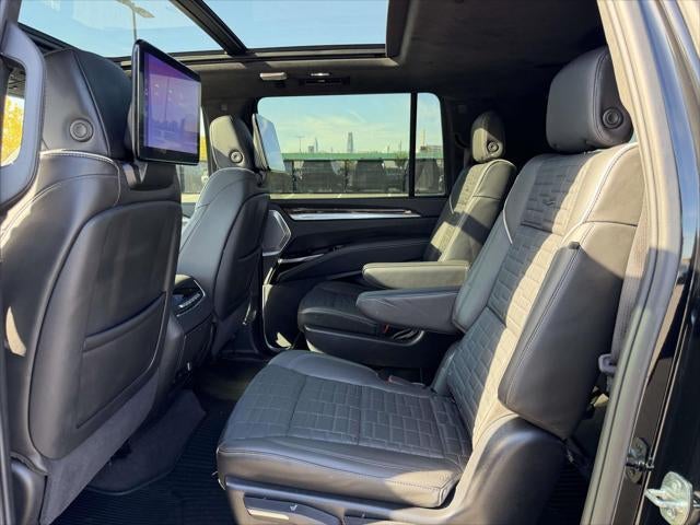 2025 Cadillac Escalade ESV 4WD Sport Platinum