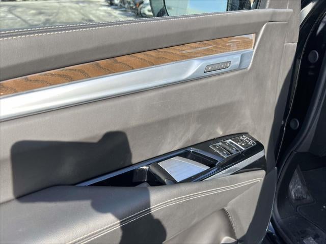 2025 Cadillac Escalade ESV 4WD Sport Platinum