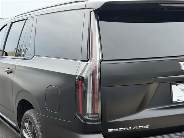 2025 Cadillac Escalade ESV AWD V-Series