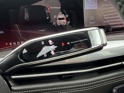2025 Cadillac Escalade ESV AWD V-Series