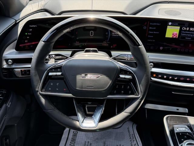 2026 Cadillac LYRIQ -V