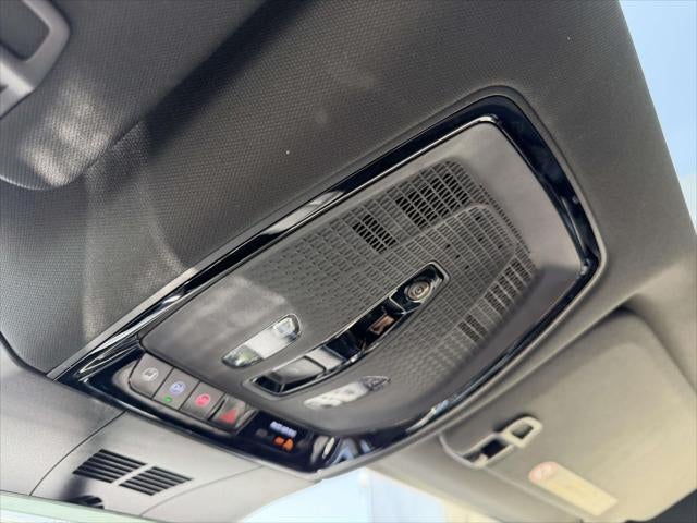 2026 Cadillac LYRIQ -V