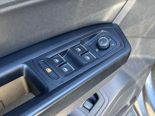 2019 Volkswagen Atlas 3.6L V6 SE w/Technology R-Line