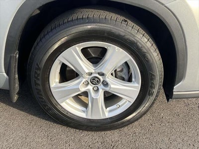 2023 Toyota Highlander LE