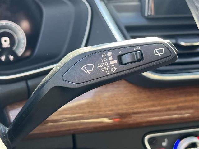 2022 Audi Q5 S line Premium Plus