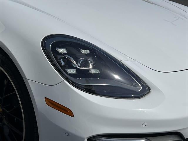 2023 Porsche Panamera 4 Platinum Edition