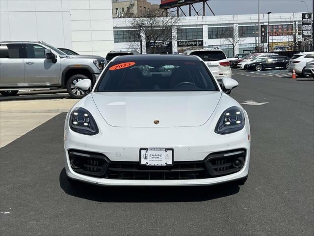 2023 Porsche Panamera 4 Platinum Edition
