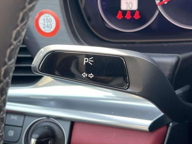 2023 Porsche Panamera 4 Platinum Edition