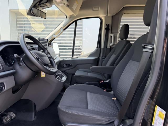 2022 Ford Transit Passenger Wagon XL