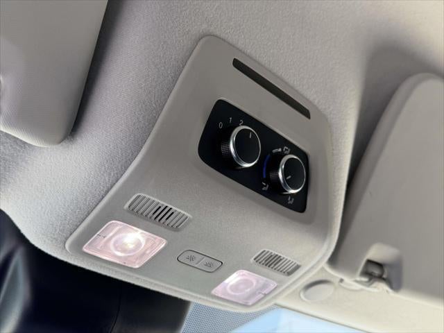 2022 Ford Transit Passenger Wagon XL