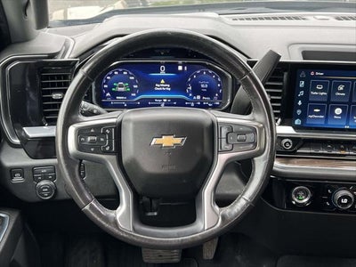 2022 Chevrolet Silverado 1500 LT (2FL)