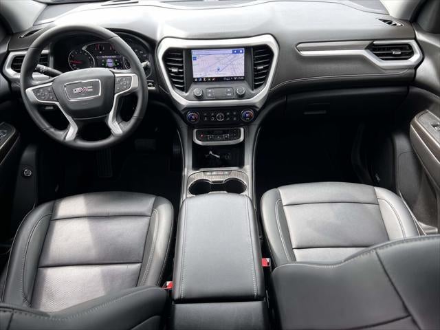 2022 GMC Acadia SLT