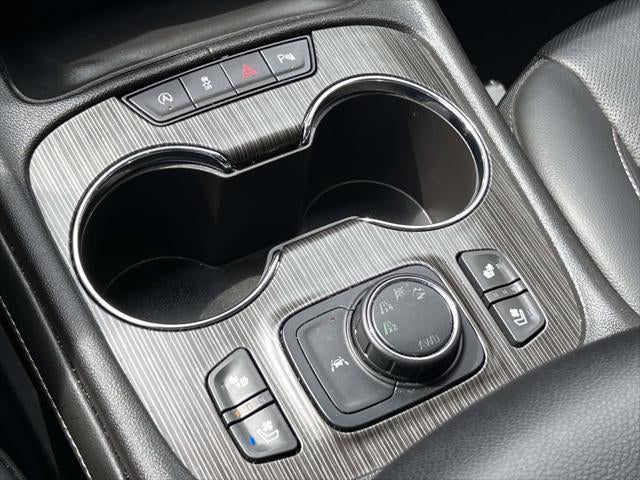 2022 GMC Acadia SLT