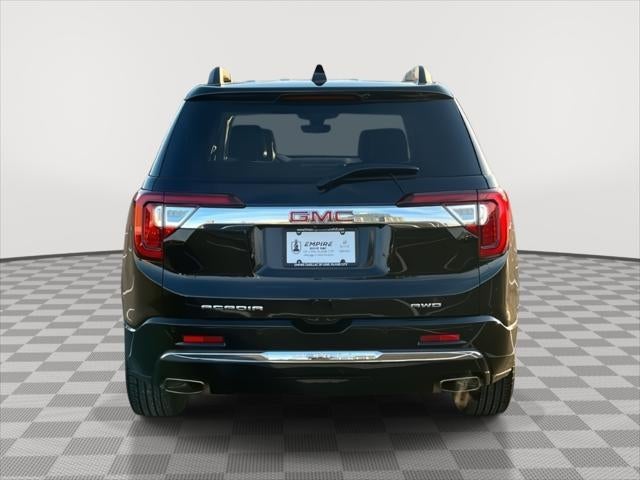 2022 GMC Acadia Denali