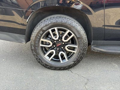 2024 GMC Yukon XL AT4