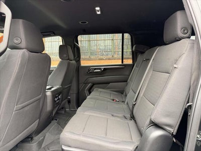 2025 Chevrolet Suburban LS