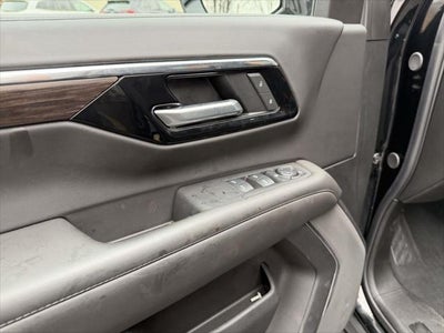 2025 Chevrolet Suburban LS