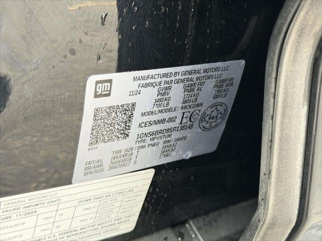 2025 Chevrolet Suburban LS