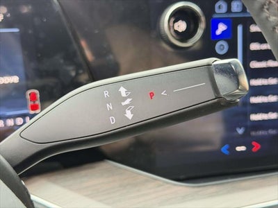 2025 Chevrolet Suburban LS