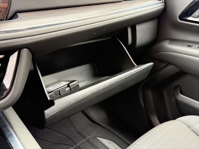 2025 Chevrolet Suburban LS