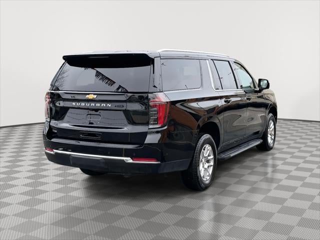 2025 Chevrolet Suburban LS