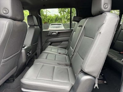 2025 Chevrolet Suburban LT