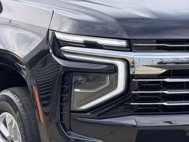 2025 Chevrolet Suburban LT