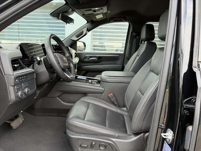 2025 Chevrolet Suburban LT
