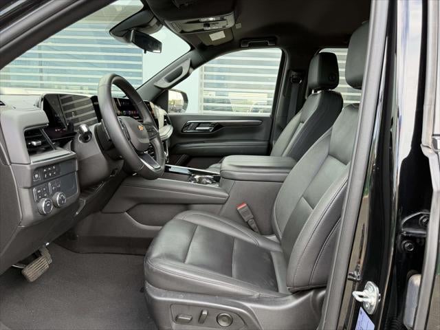 2025 Chevrolet Suburban LT