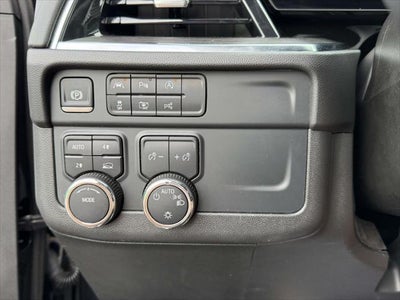 2025 Chevrolet Suburban LT