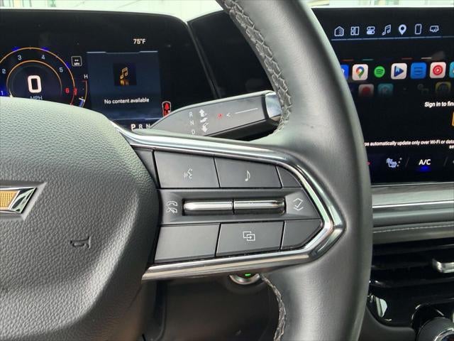 2025 Chevrolet Suburban LT