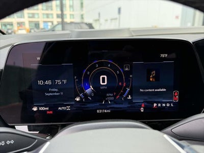 2025 Chevrolet Suburban LT