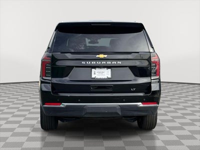 2025 Chevrolet Suburban LT