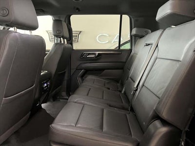 2025 Chevrolet Suburban LT