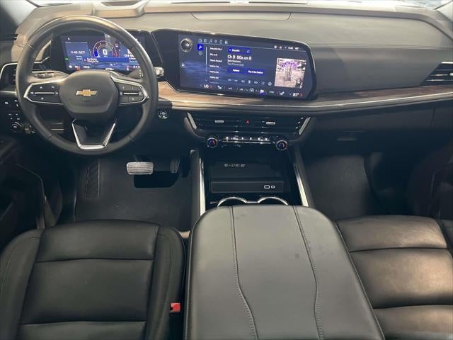 2025 Chevrolet Suburban LT