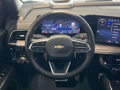 2025 Chevrolet Suburban LT