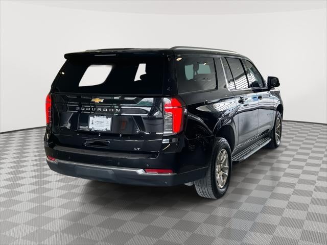 2025 Chevrolet Suburban LT