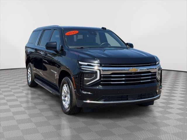 2025 Chevrolet Suburban's photo