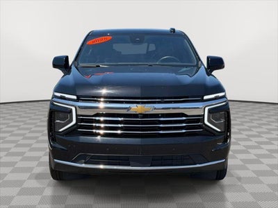 2025 Chevrolet Suburban LT