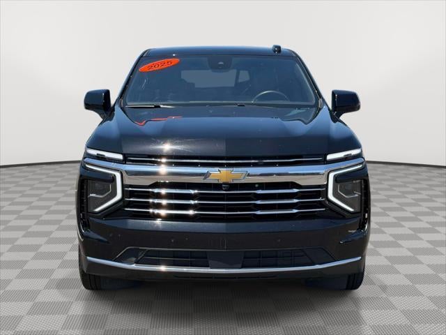 2025 Chevrolet Suburban LT
