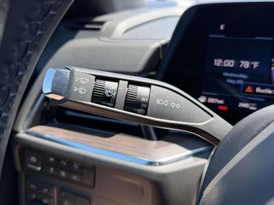 2025 Chevrolet Suburban LT