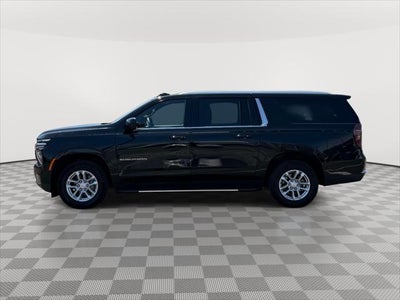 2025 Chevrolet Suburban LT