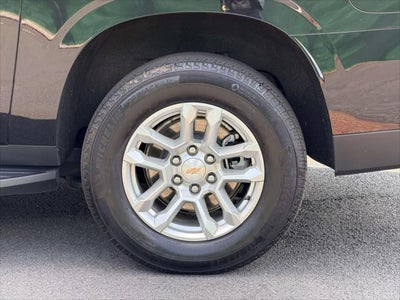 2025 Chevrolet Suburban LT