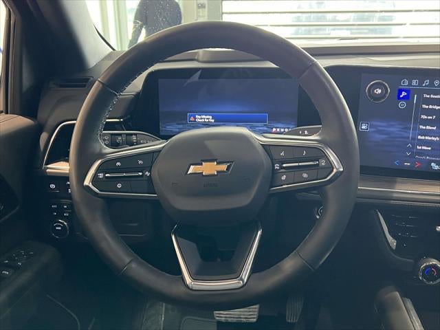 2025 Chevrolet Suburban LT