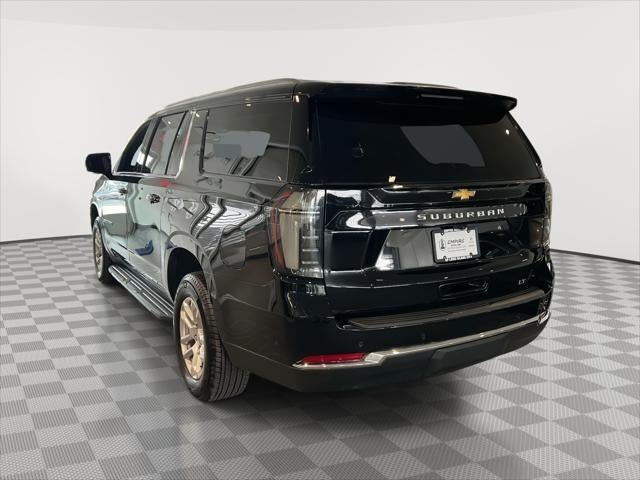 2025 Chevrolet Suburban LT